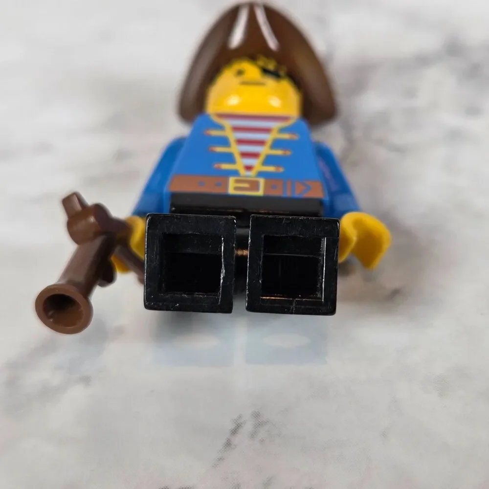 LEGO Pirates Battle Cove Set 1492 Complete Set With Manual and Polybag - Picture 9 of 9